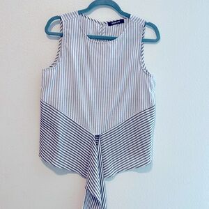 Ladies sleeveless tie front blouse